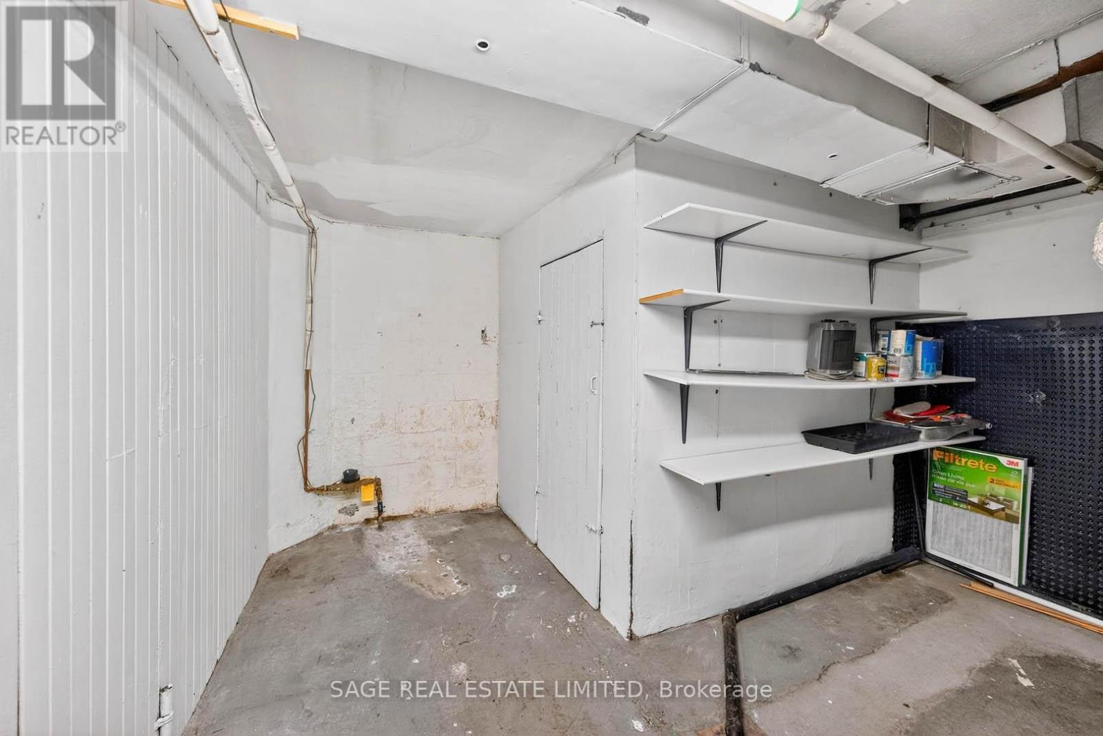 12 Fairleigh Crescent, Toronto, Ontario  M6C 3R8 - Photo 33 - C12580604