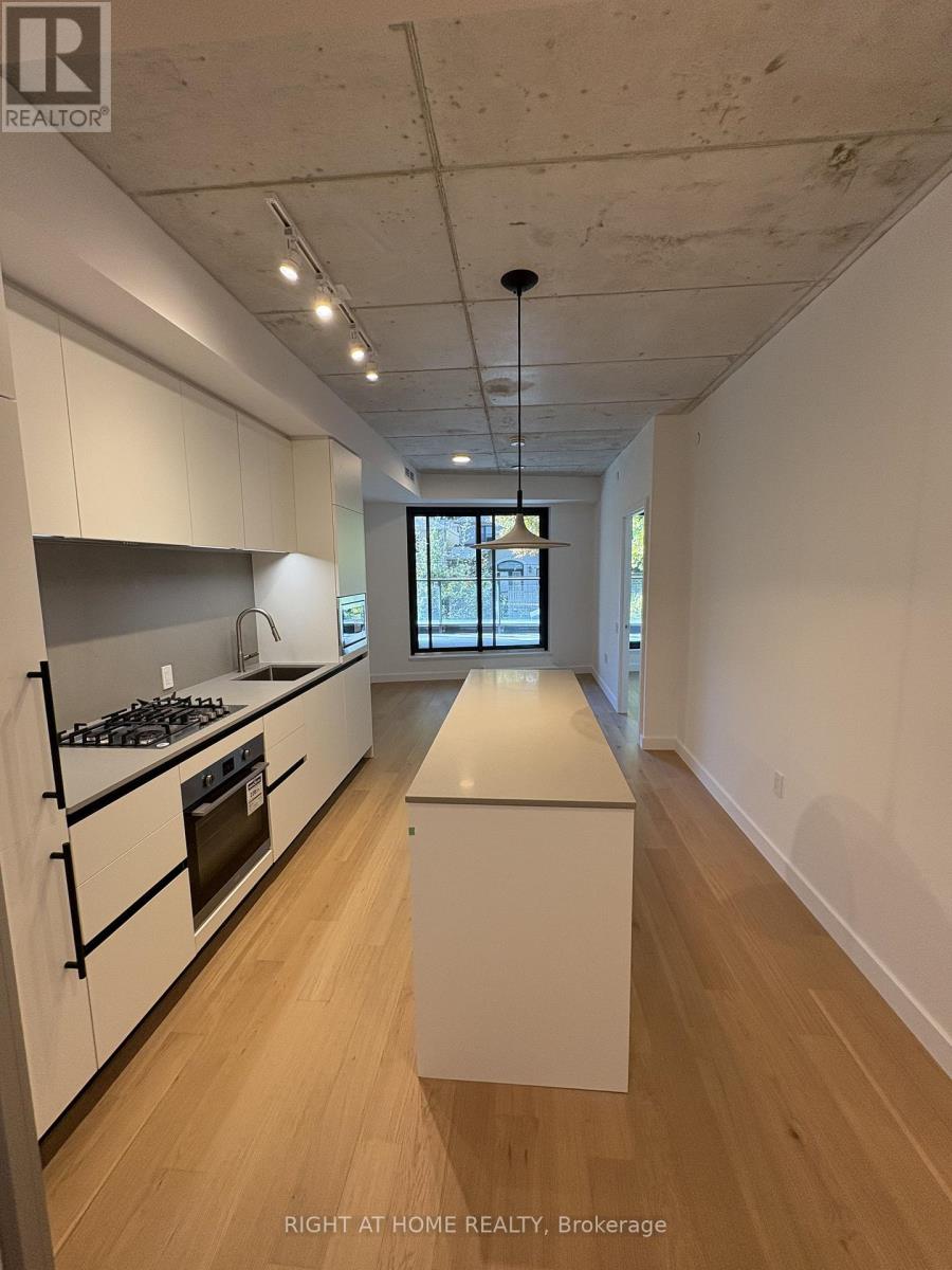 210 - 1720 Bayview Avenue, Toronto, Ontario  M4G 0E5 - Photo 6 - C12580626