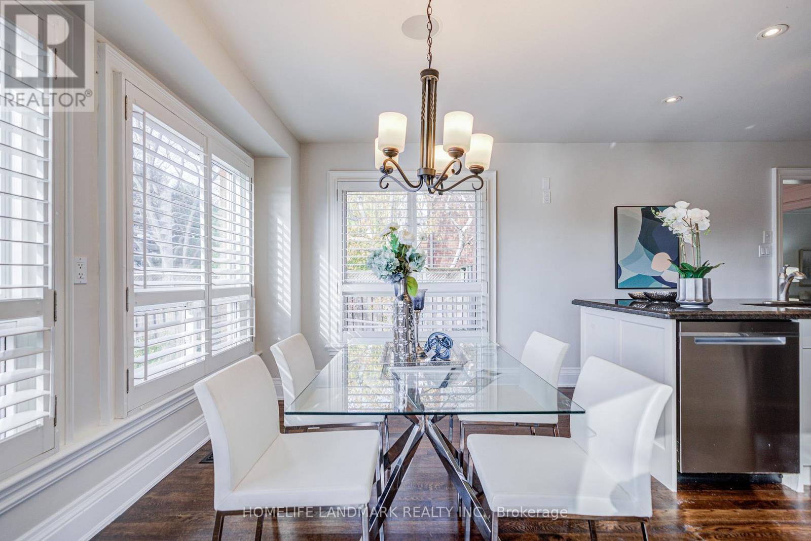 1124 Creekside Drive, Oakville, Ontario  L6H 4Z5 - Photo 13 - W12561100