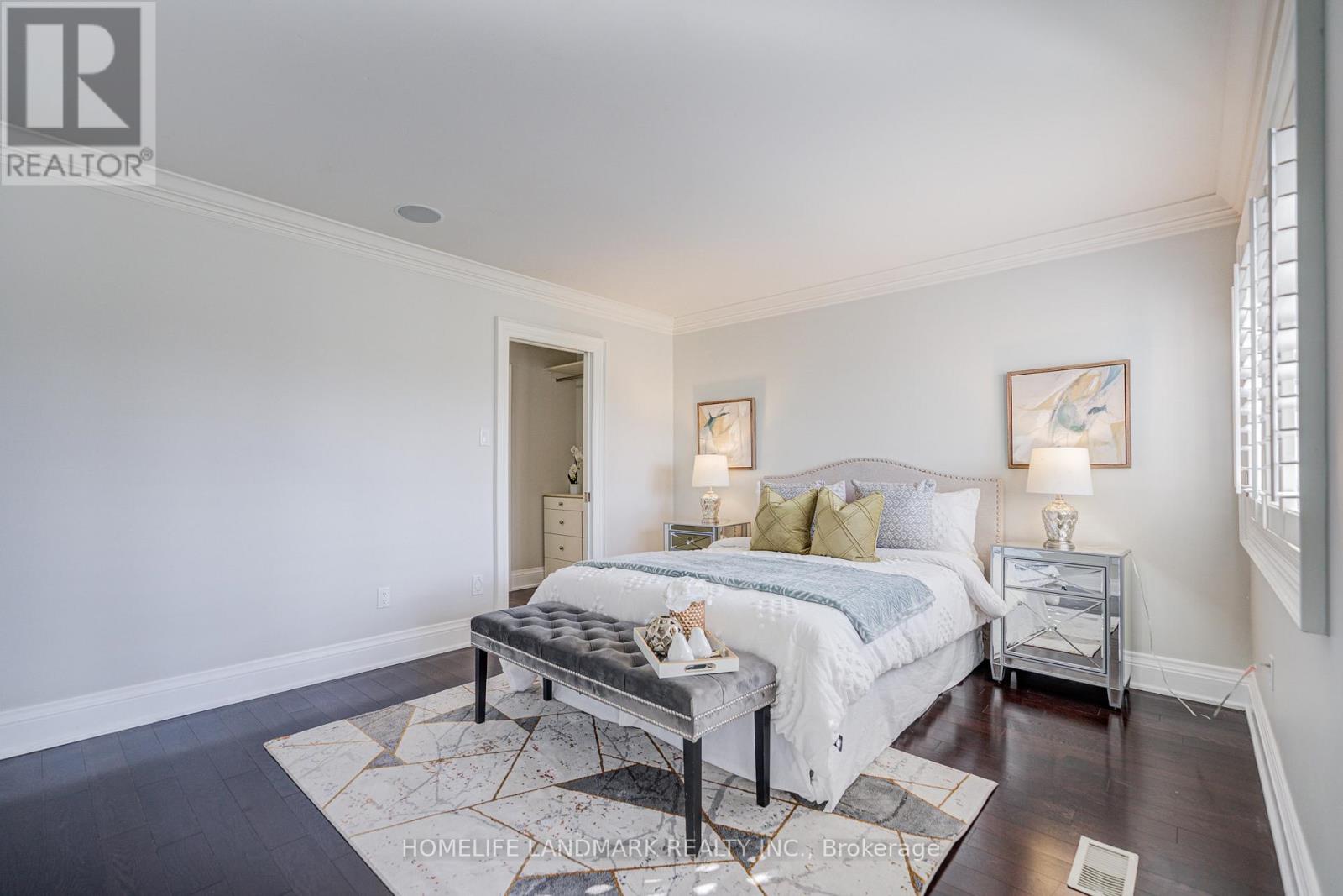 1124 Creekside Drive, Oakville, Ontario  L6H 4Z5 - Photo 24 - W12561100