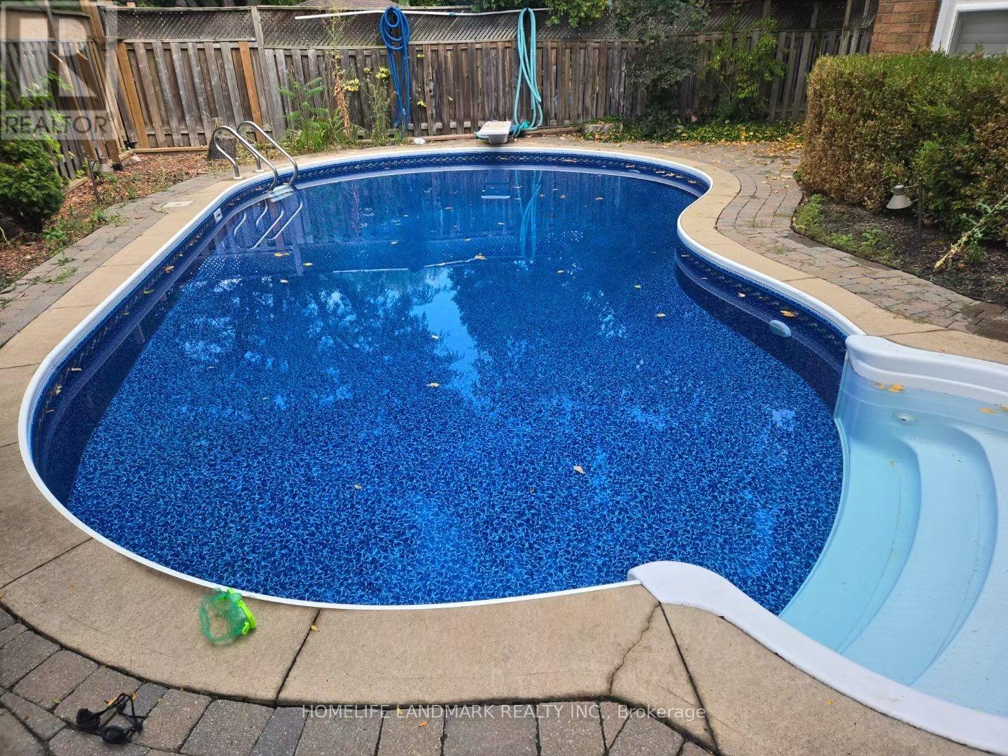 1124 Creekside Drive, Oakville, Ontario  L6H 4Z5 - Photo 47 - W12561100