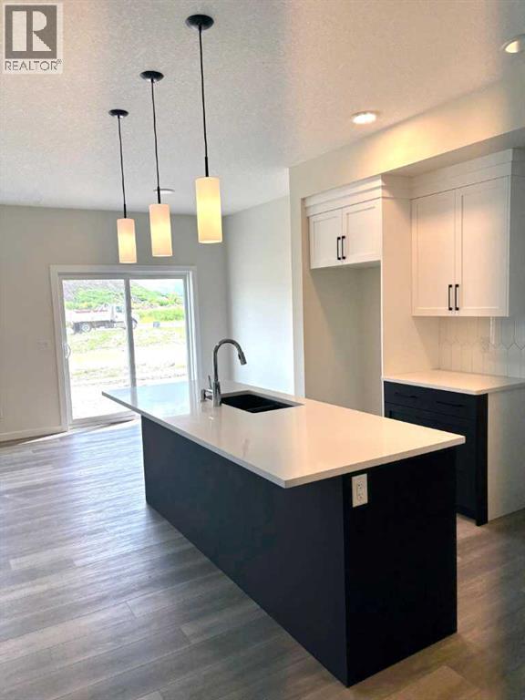 43 Legacy Glen Heights Se, Calgary, Alberta  T2X 5Z5 - Photo 9 - A2241634