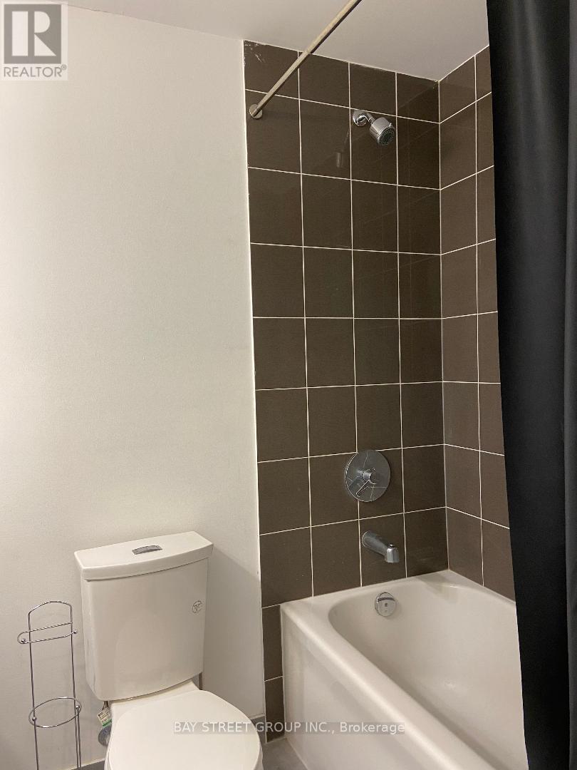 218 - 11611 Yonge Street, Richmond Hill, Ontario  L4E 3N8 - Photo 11 - N12580606