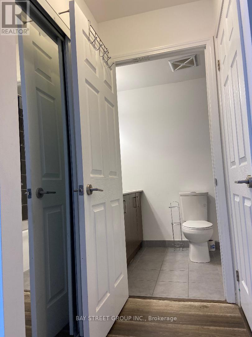 218 - 11611 Yonge Street, Richmond Hill, Ontario  L4E 3N8 - Photo 12 - N12580606