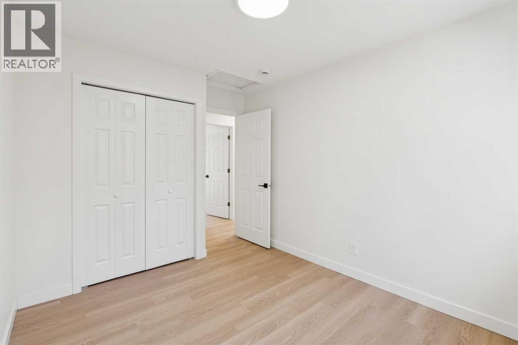 9607 Oakhill Drive Sw, Calgary, Alberta  T2V 3W4 - Photo 17 - A2266403