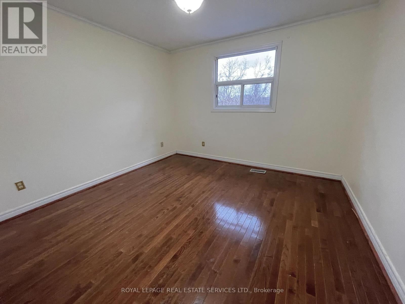 5171 Hidden Valley Court, Mississauga, Ontario  L5M 3P1 - Photo 21 - W12580608