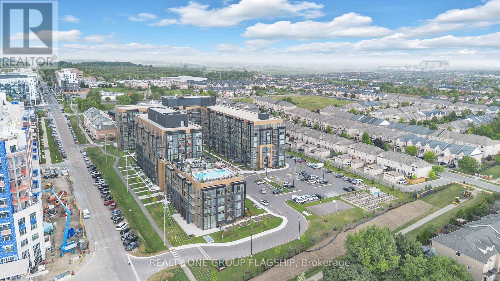 101 - 2343 Khalsa Gate, Oakville, Ontario  L6M 5R6 - Photo 5 - W12580618