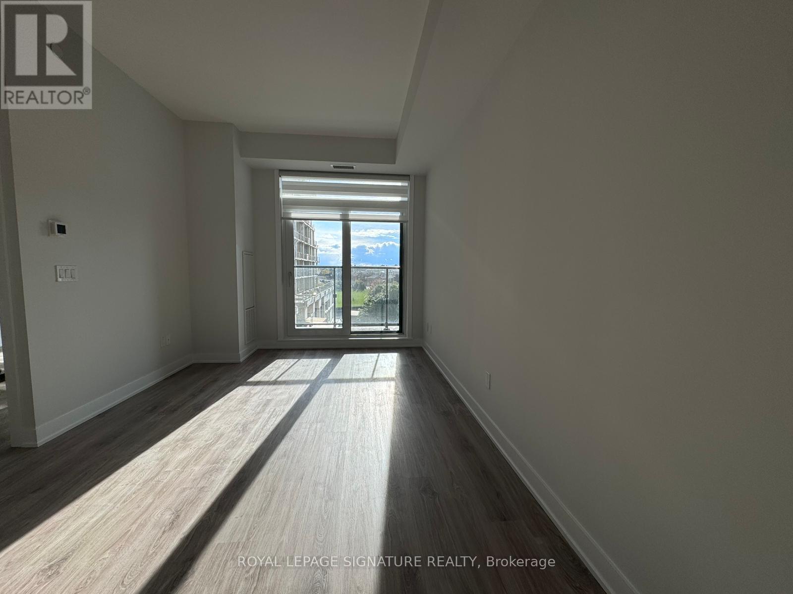 308 - 4130 Parkside Village Drive, Mississauga, Ontario  L5B 3M8 - Photo 4 - W12580644