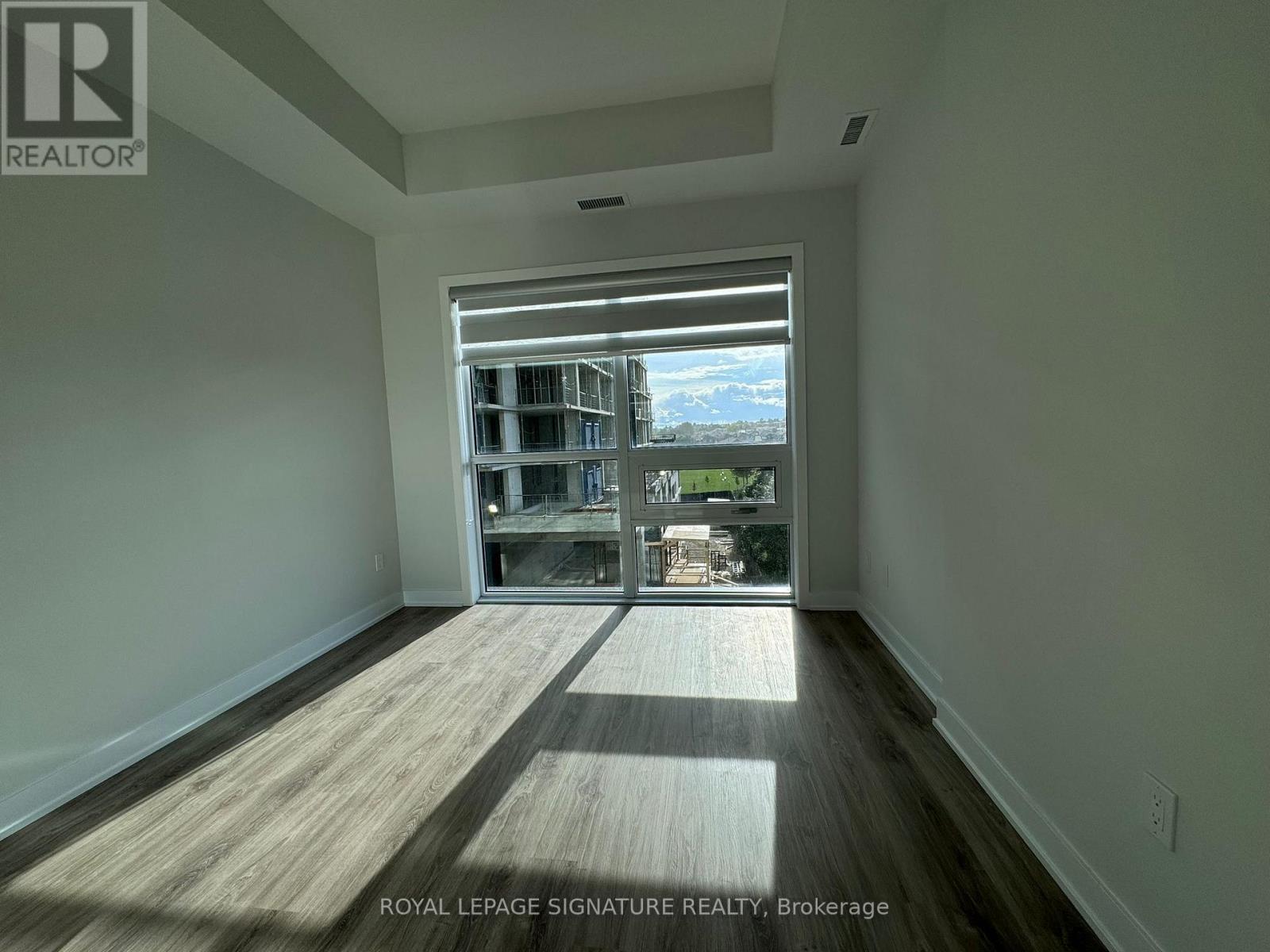 308 - 4130 Parkside Village Drive, Mississauga, Ontario  L5B 3M8 - Photo 6 - W12580644