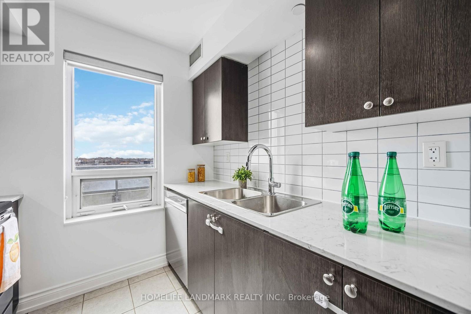 1105 - 1346 Danforth Road, Toronto, Ontario  M1J 0A9 - Photo 11 - E12573342