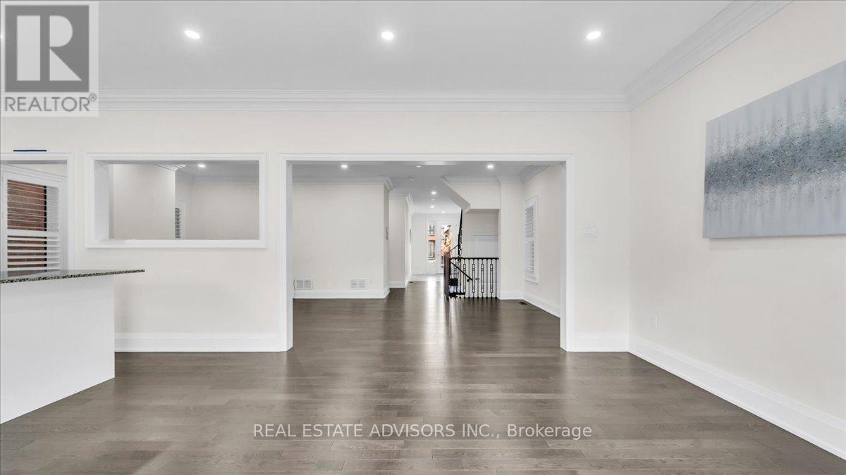 7 Ferdinand Drive, Brampton, Ontario  L6Y 0E4 - Photo 24 - W12573462