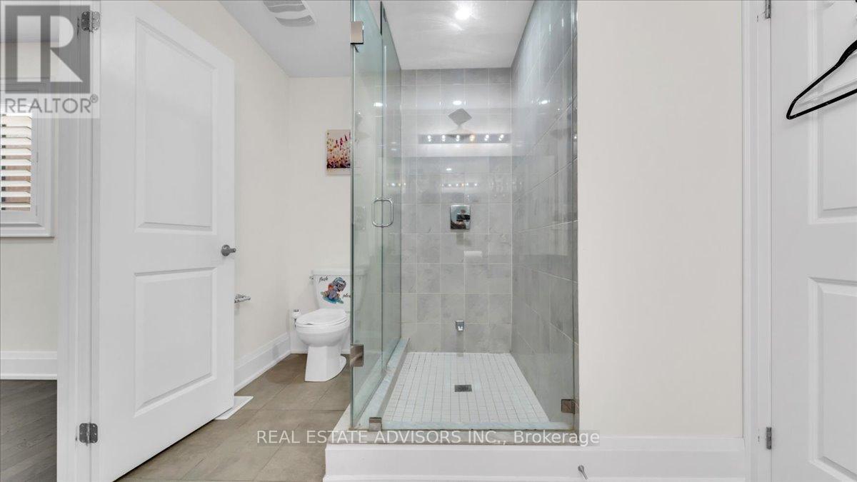 7 Ferdinand Drive, Brampton, Ontario  L6Y 0E4 - Photo 44 - W12573462