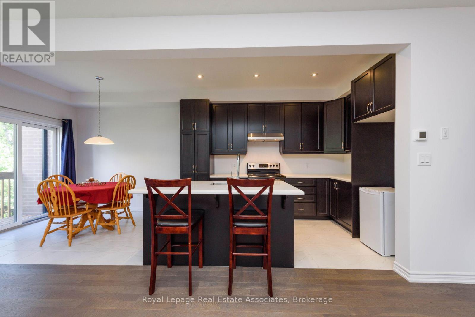 3985 Crown Street, Lincoln, Ontario  L0R 1B4 - Photo 7 - X12580648