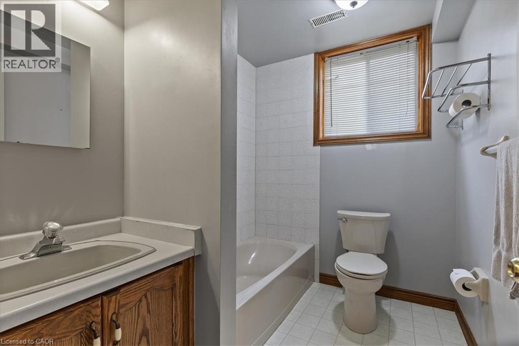 83 Hazelwood Crescent, Cambridge, Ontario  N1R 8A4 - Photo 31 - 40774596