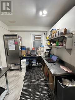 1055 Somerset Street W, Ottawa, Ontario  K1Y 2E5 - Photo 8 - X12580662