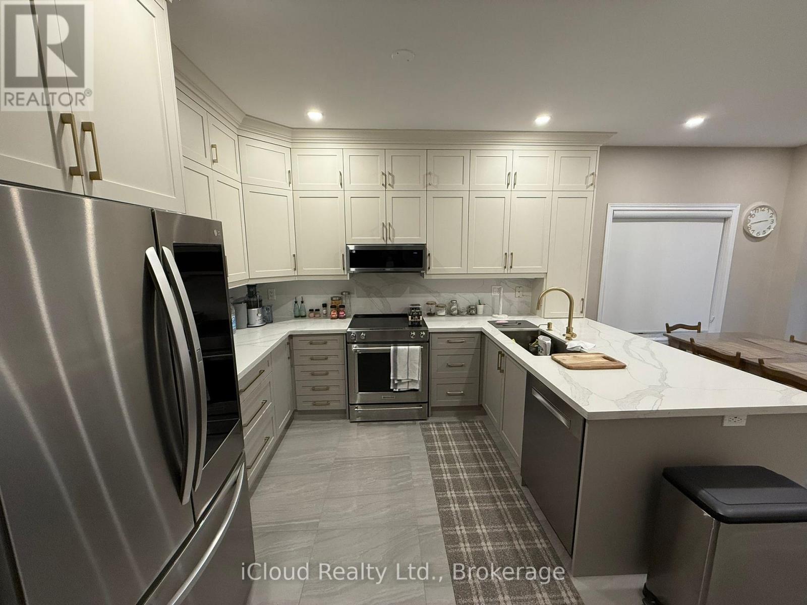 1272 Rolph Terrace, Milton, Ontario  L9T 7C8 - Photo 10 - W12452162