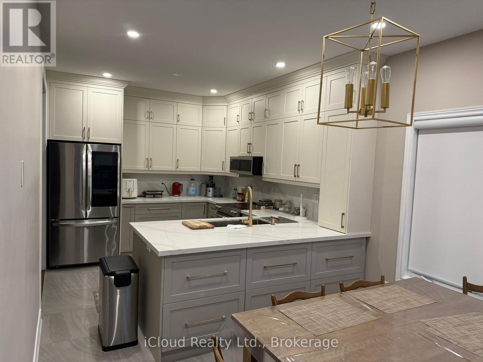 1272 Rolph Terrace, Milton, Ontario  L9T 7C8 - Photo 9 - W12452162