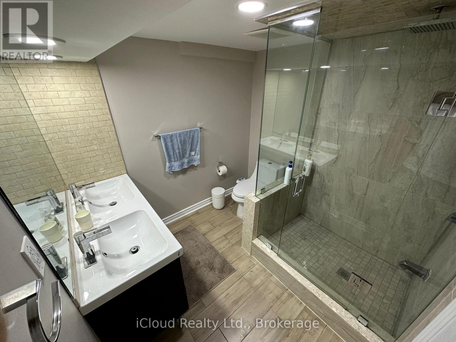 1272 Rolph Terrace, Milton, Ontario  L9T 7C8 - Photo 25 - W12452162