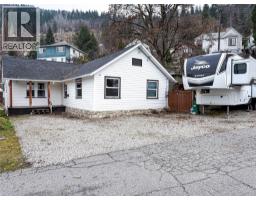 950 Aspen Street Trail, Trail, Ca