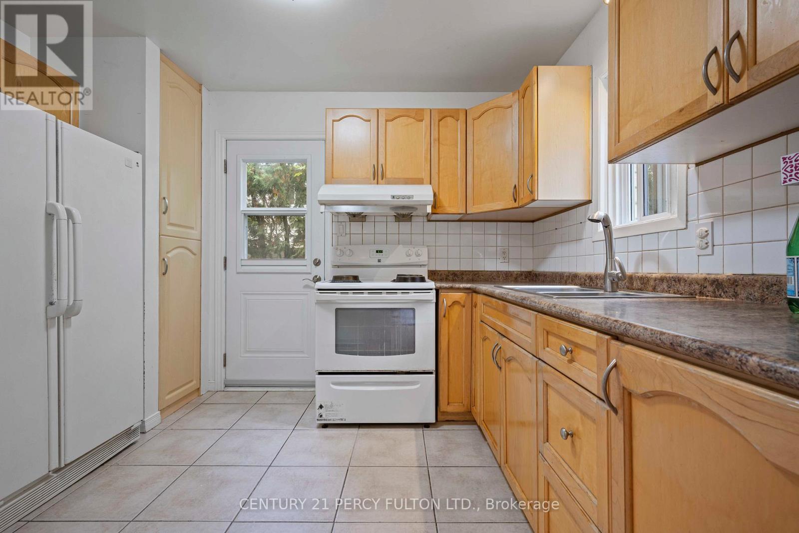 72 - 94 Plum Tree Way, Toronto, Ontario  M2R 3J2 - Photo 14 - C12580668