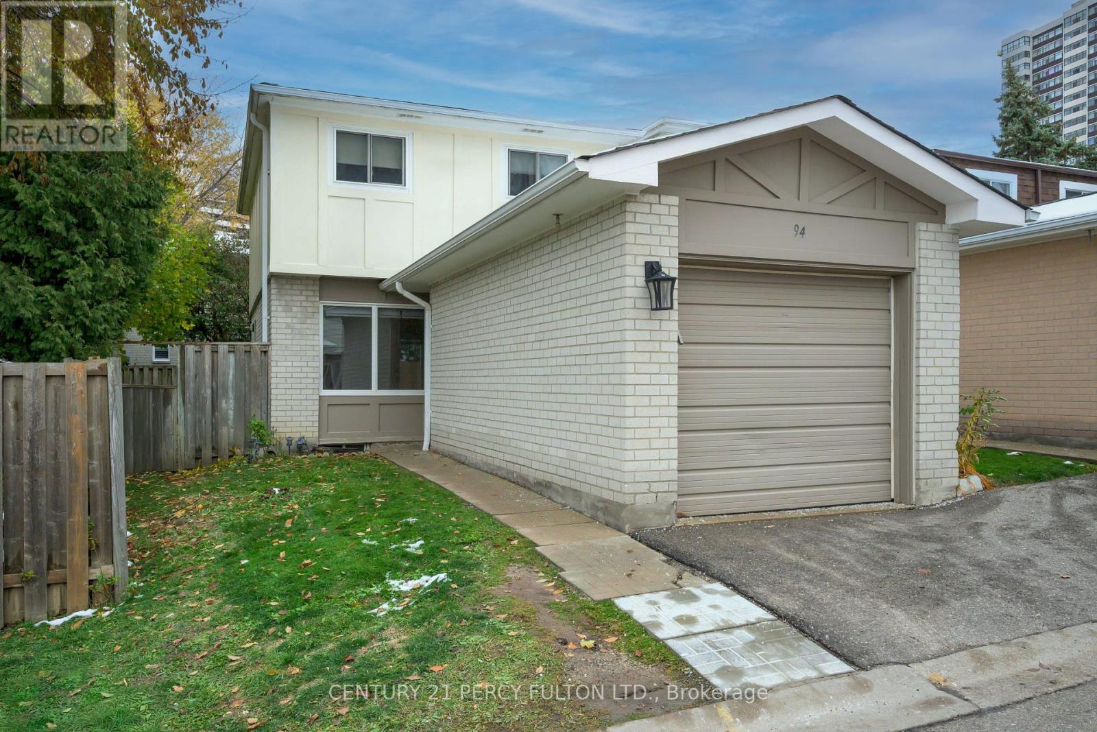 72 - 94 Plum Tree Way, Toronto, Ontario  M2R 3J2 - Photo 2 - C12580668