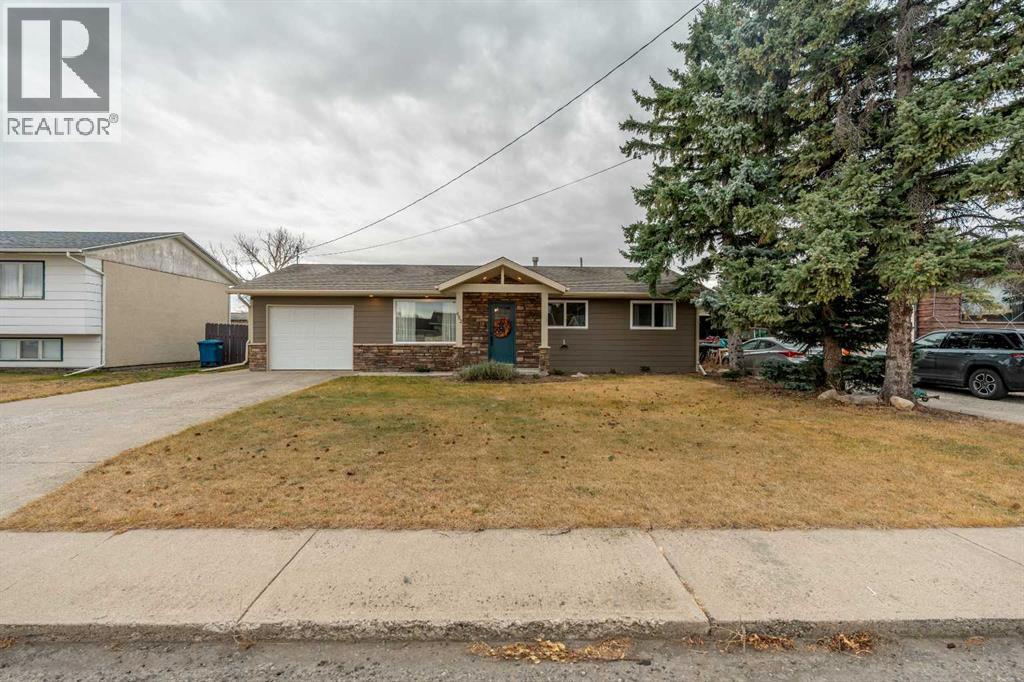 452 15 Street, Fort Macleod, Alberta  T0L 0Z0 - Photo 1 - A2271262