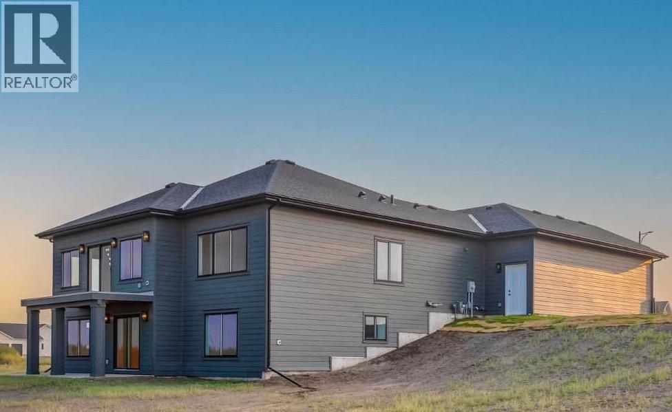 232 Red Tail Ridge Se, High River, Alberta  T1V 0J8 - Photo 5 - A2256121