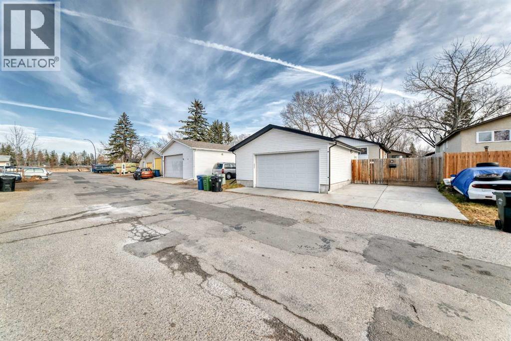 3042 31a Street Se, Calgary, Alberta  T2B 0S9 - Photo 47 - A2271381