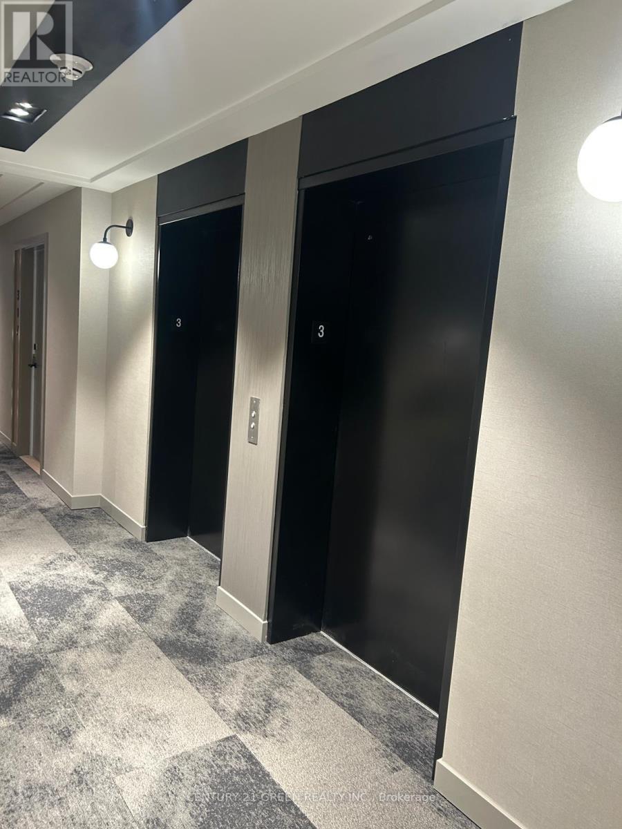 302 - 720 Whitlock Avenue, Milton, Ontario L9E 2B2 - Photo 3 - W12580666