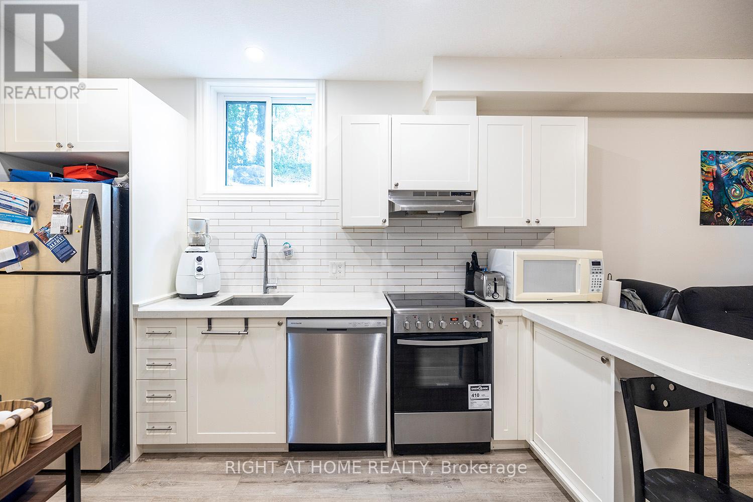 7a - 164 Heiman Street, Kitchener, Ontario  N2M 0B8 - Photo 5 - X12580664