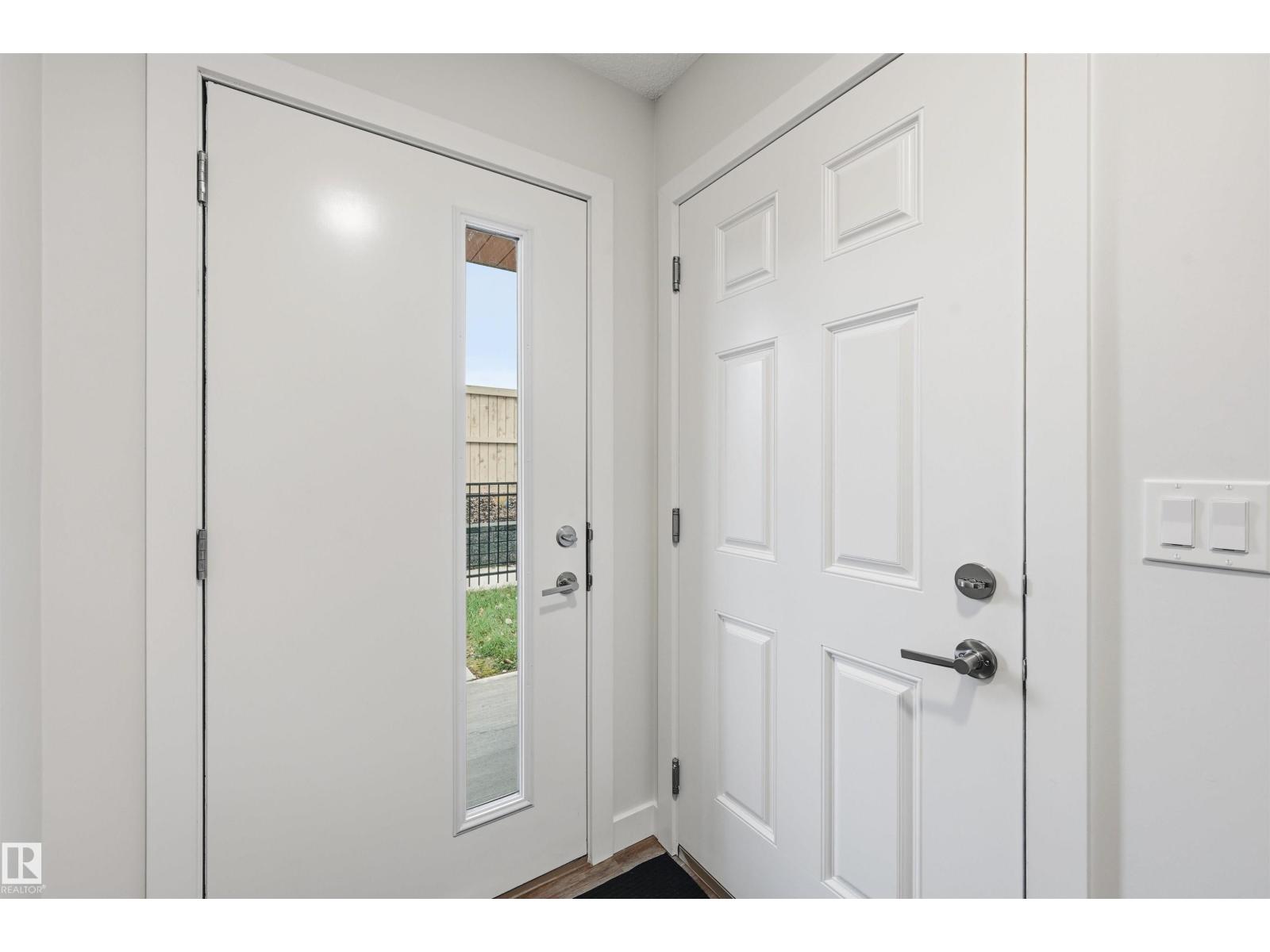 #38 1010 Rabbit Hill Rd Sw, Edmonton, Alberta  T6W 4G7 - Photo 4 - E4466817