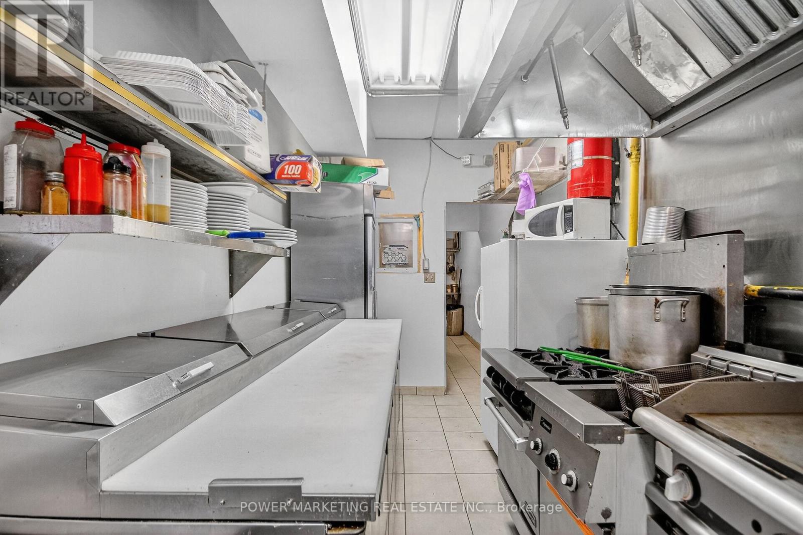 425 Mcarthur Road, Ottawa, Ontario  K1K 1G5 - Photo 25 - X12580696