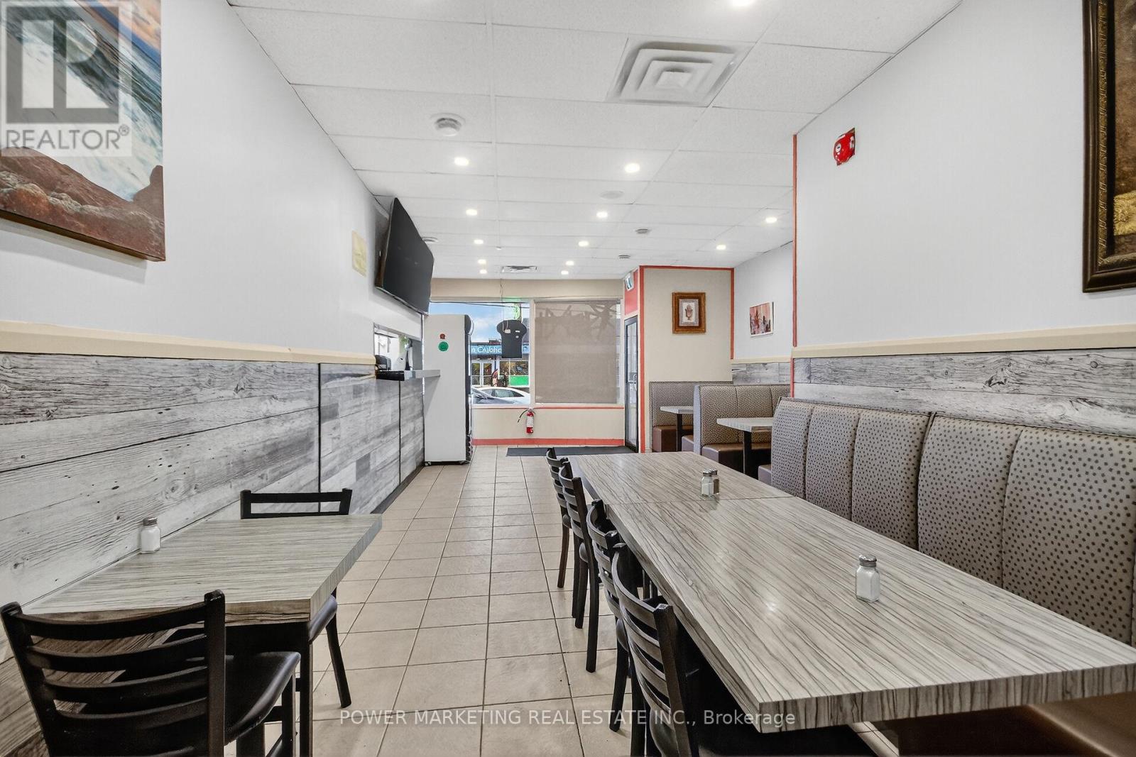 425 Mcarthur Road, Ottawa, Ontario  K1K 1G5 - Photo 7 - X12580696