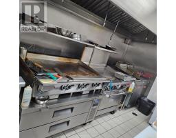 340 EAGLE STREET W, Newmarket, Ontario