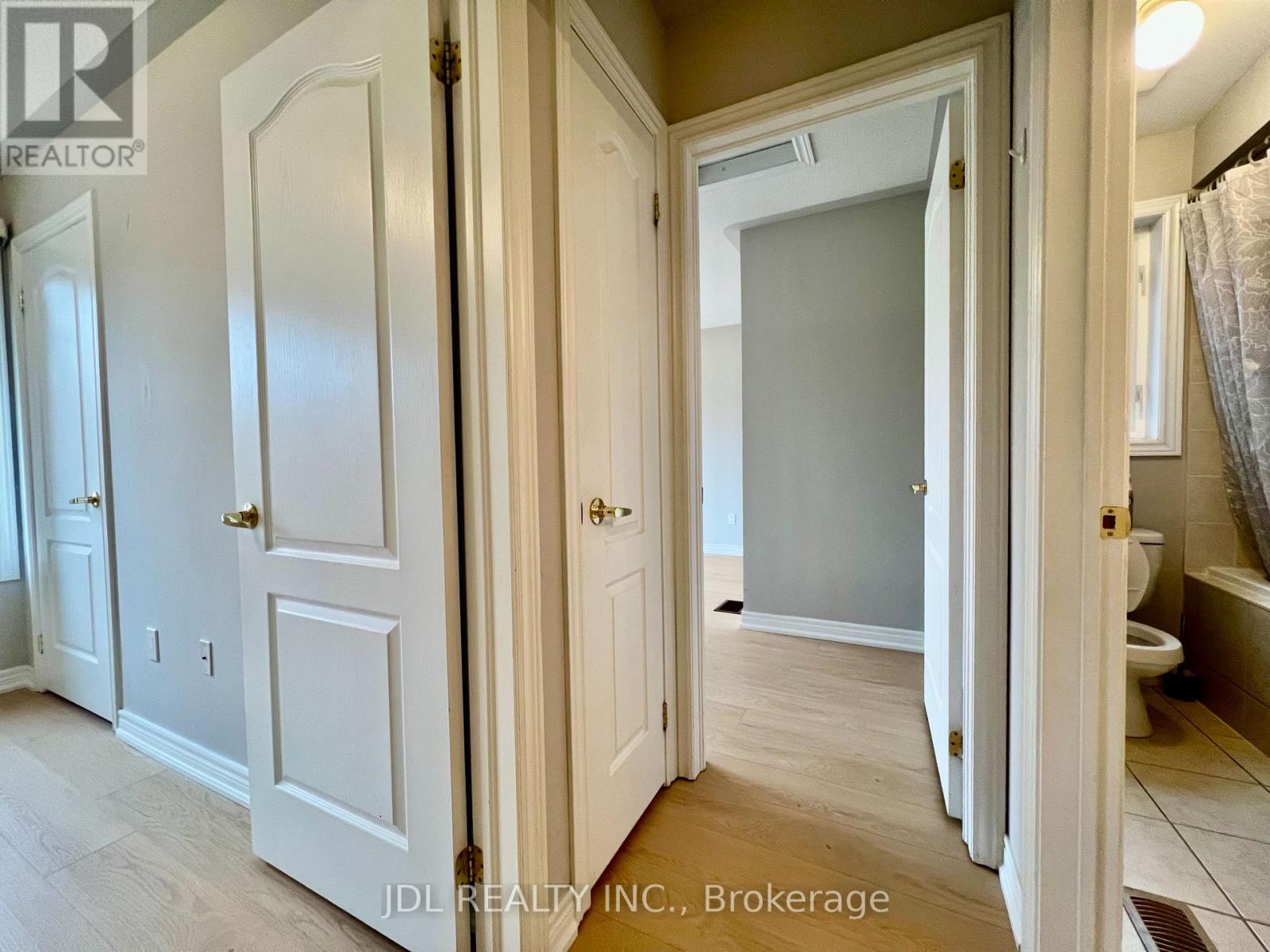 81 Gauguin Avenue, Vaughan, Ontario  L4J 9J4 - Photo 19 - N12578138