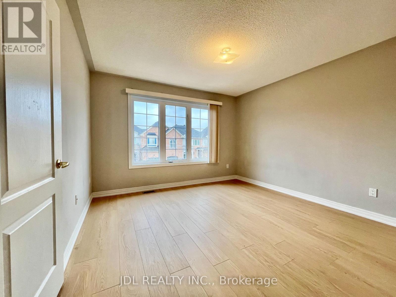 81 Gauguin Avenue, Vaughan, Ontario  L4J 9J4 - Photo 20 - N12578138