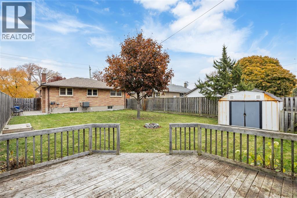 1035 Wellington Street, Sarnia, Ontario  N7S 1E4 - Photo 26 - 25030680