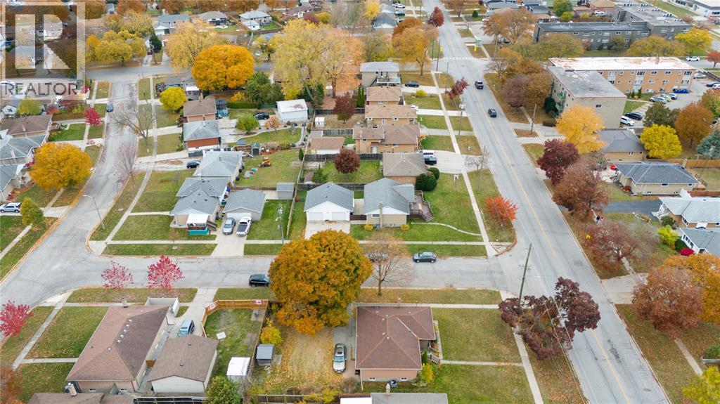 1035 Wellington Street, Sarnia, Ontario  N7S 1E4 - Photo 31 - 25030680