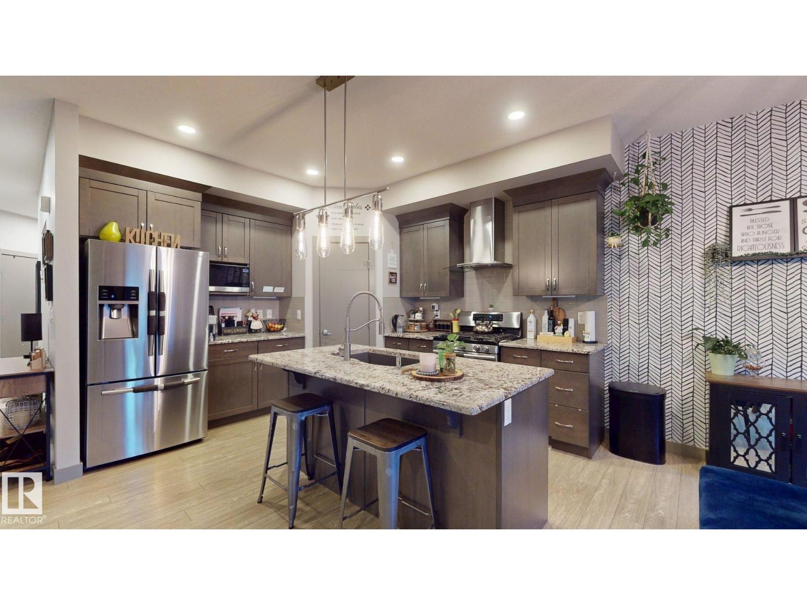 8031 Evans Cr Nw, Edmonton, Alberta  T6M 0T7 - Photo 13 - E4466819