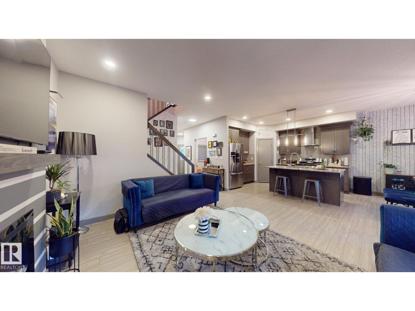 8031 Evans Cr Nw, Edmonton, Alberta  T6M 0T7 - Photo 19 - E4466819