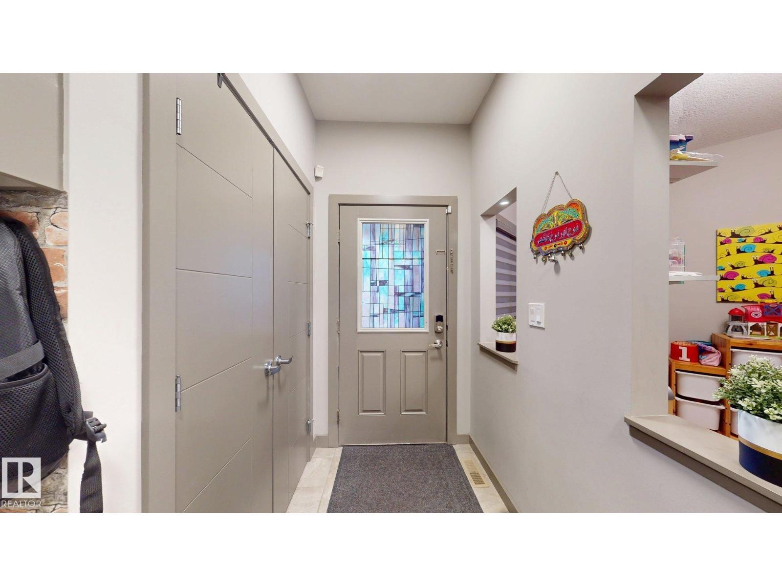 8031 Evans Cr Nw, Edmonton, Alberta  T6M 0T7 - Photo 4 - E4466819