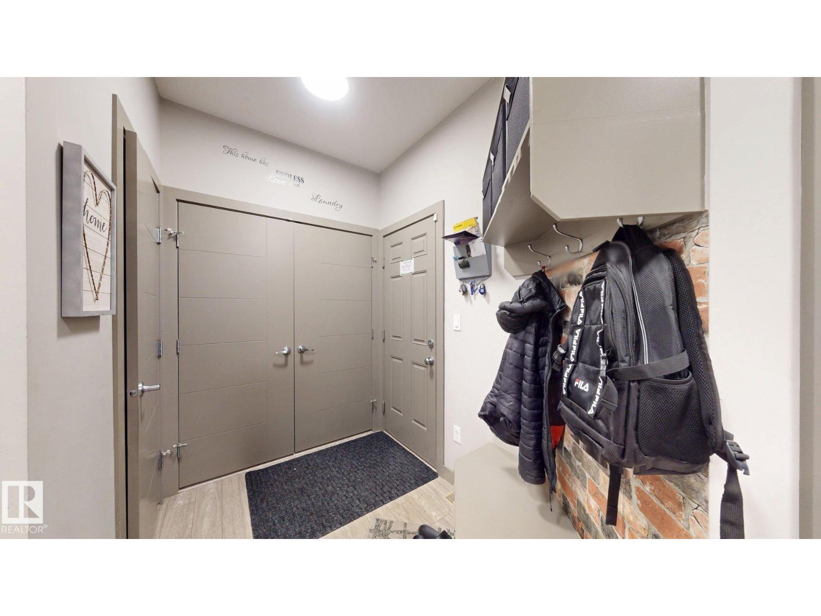 8031 Evans Cr Nw, Edmonton, Alberta  T6M 0T7 - Photo 5 - E4466819