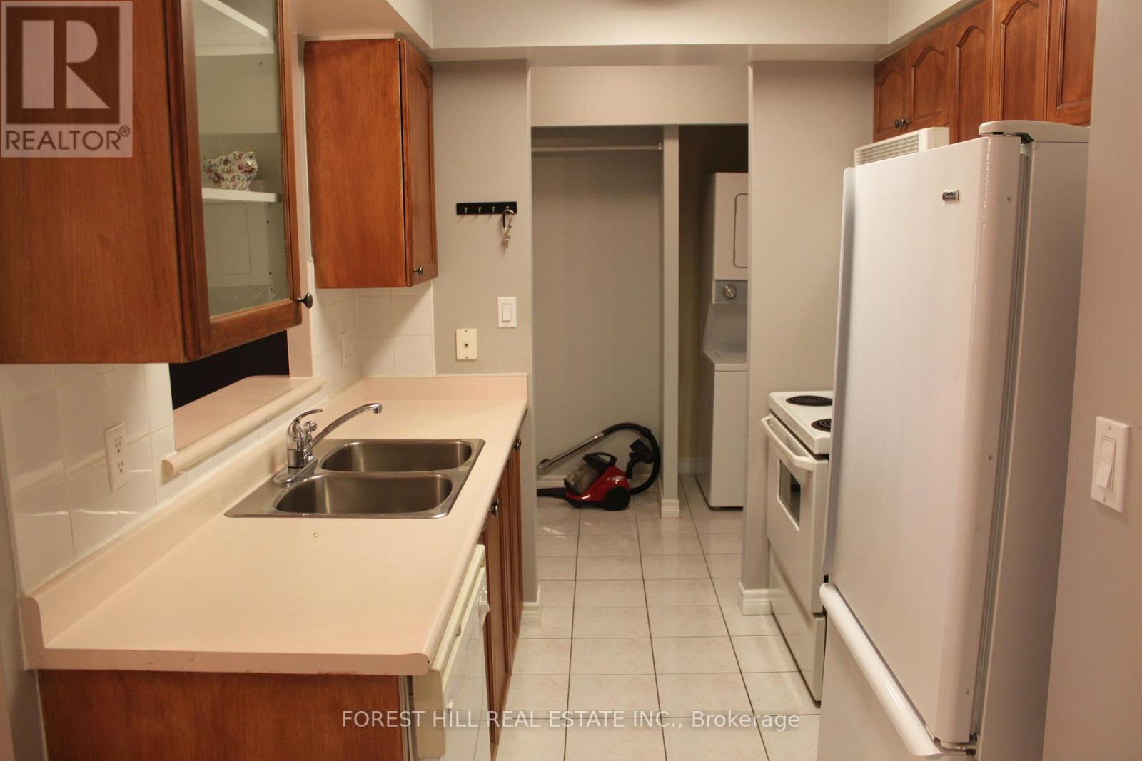 506 - 88 Grandview Way, Toronto, Ontario  M2N 6V6 - Photo 4 - C12580688