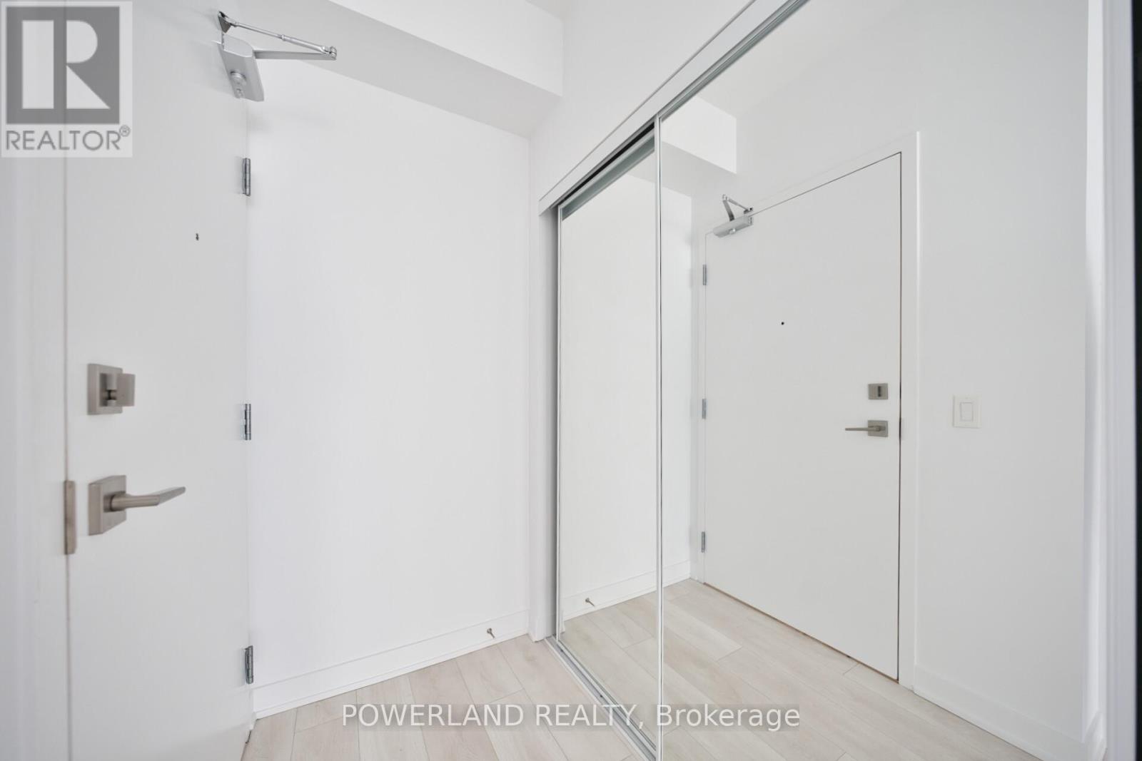 1709 - 75 Oneida Crescent, Richmond Hill, Ontario  L4B 0H3 - Photo 11 - N12580698