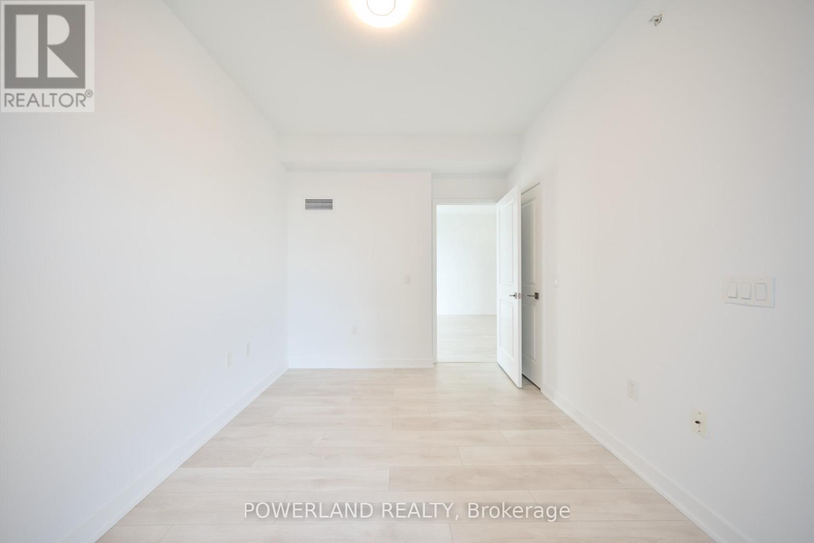 1709 - 75 Oneida Crescent, Richmond Hill, Ontario  L4B 0H3 - Photo 25 - N12580698