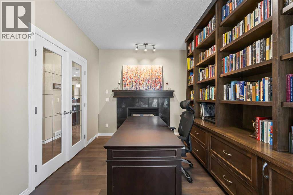 184 Cougar Ridge Manor Sw, Calgary, Alberta  T3H 0V4 - Photo 15 - A2272500