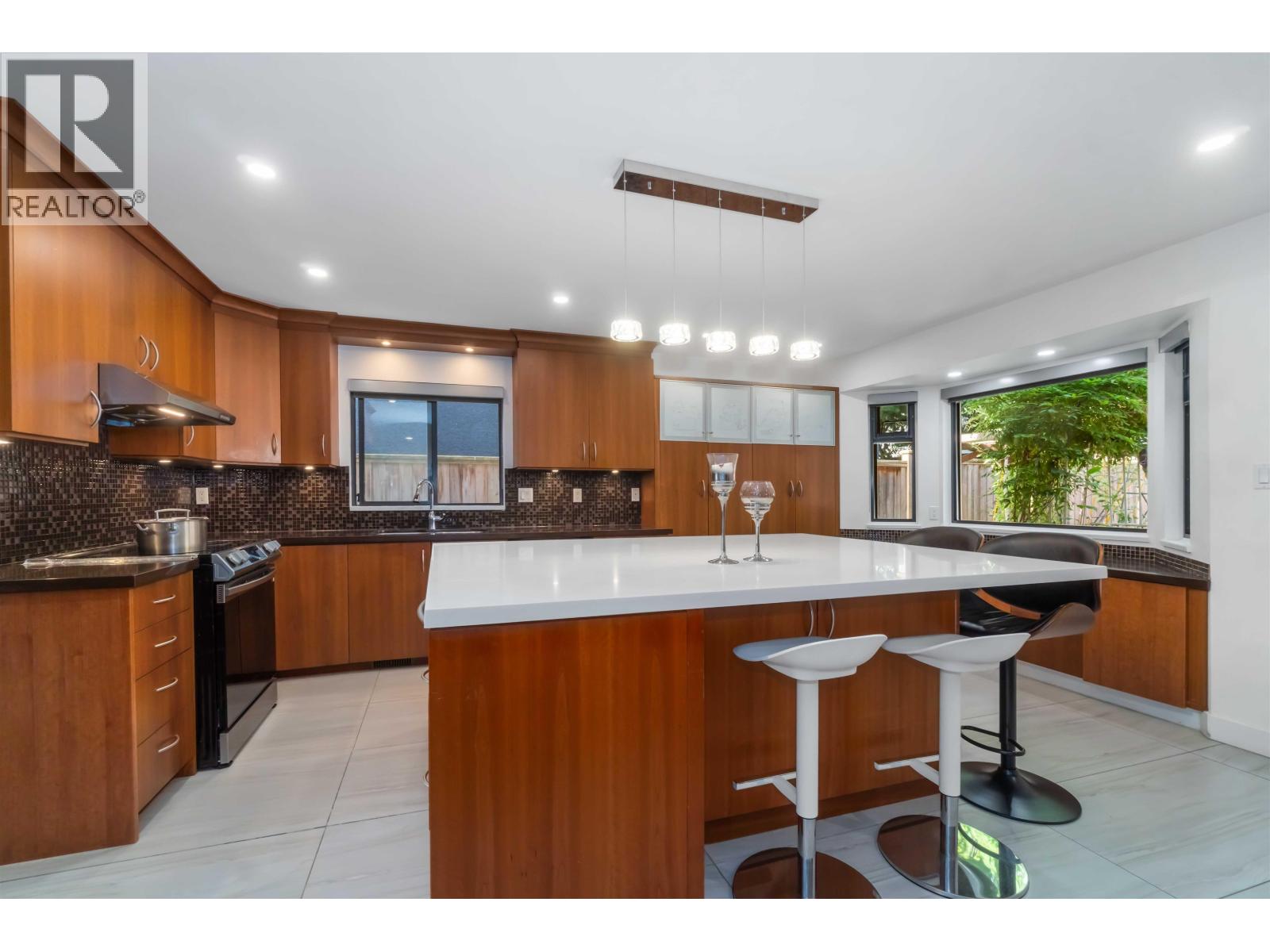 10520 Yarmish Drive, Richmond, British Columbia  V7E 5E7 - Photo 9 - R3070434