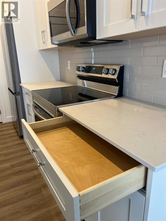 8305, 1802 Mahogany Boulevard Se, Calgary, Alberta  T3M 1X6 - Photo 8 - A2272668