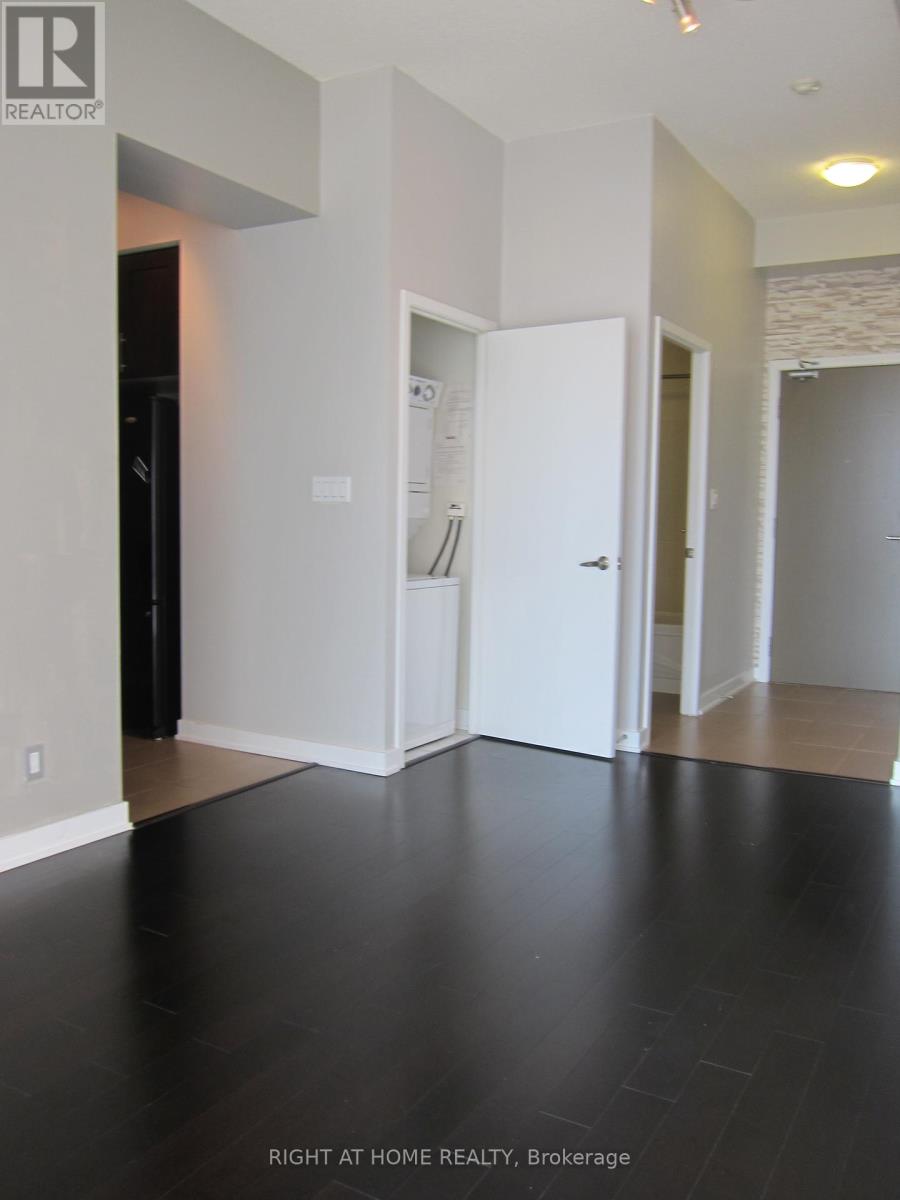 314 - 4065 Brickstone Mews, Mississauga, Ontario  L5B 0G3 - Photo 2 - W12580692