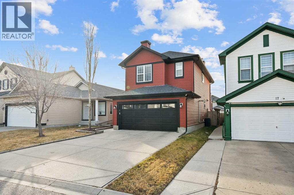 21 Martha's Green Ne, Calgary, Alberta  T3J 4P4 - Photo 2 - A2269313